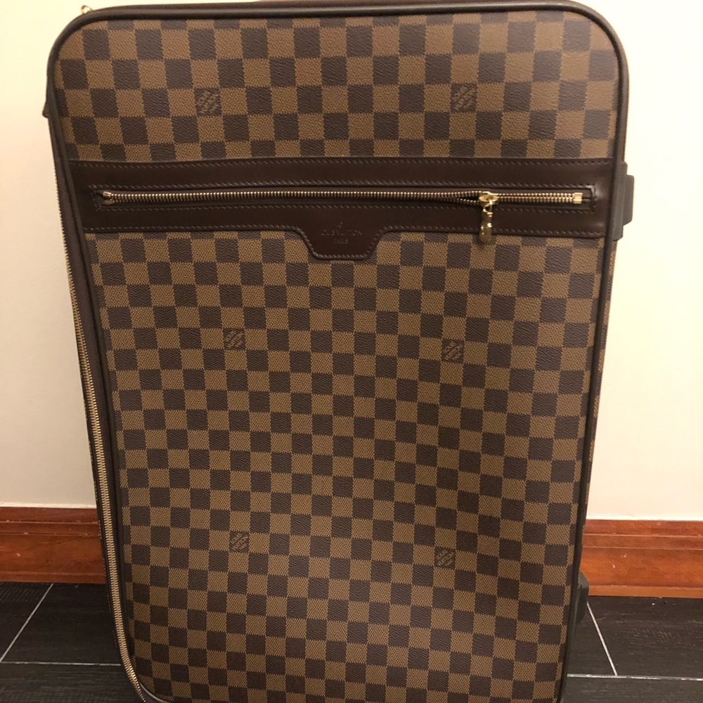 NOT FOR SALE Authentic Louis Vuitton 55 Pegase